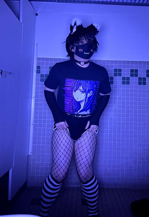 Free Big Booty Femboy Shemale Porn Videos .